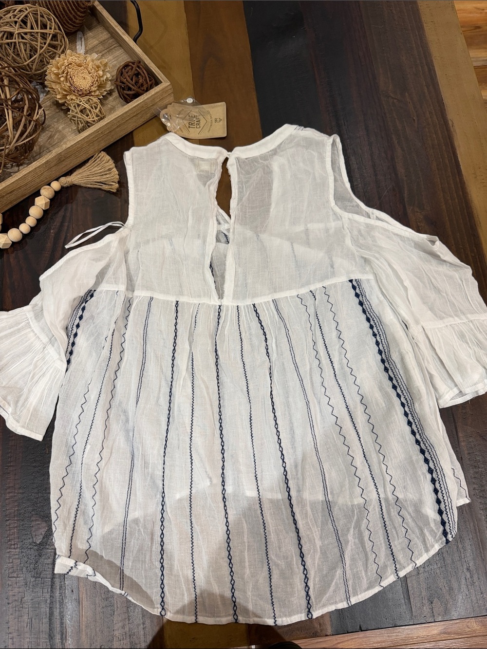 True Craft Blouse - Picture 4 of 4